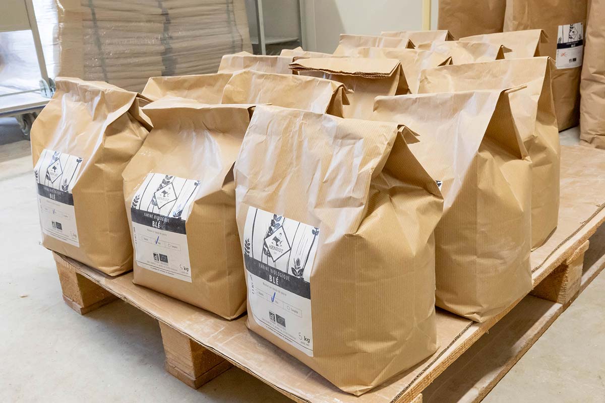 Cultures céréalières biologiques du GAEC Henriot, plaine de Cîteaux