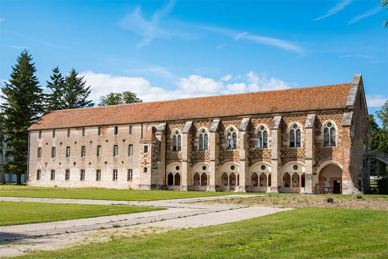 Abbaye de Cîteaux — berceau de l'ordre cistercien